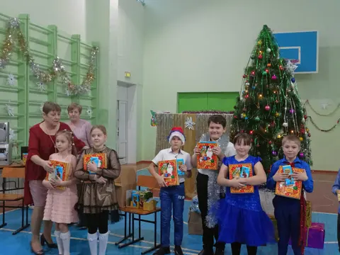 Новогодний переполох или как найти валенки Деда Мороза — фото 12